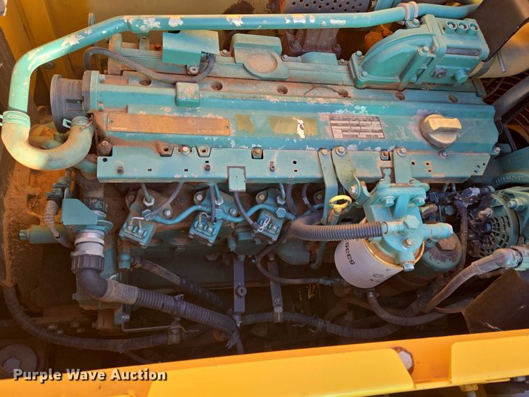 image for item ET5375 2005 Volvo EC210B LC excavator