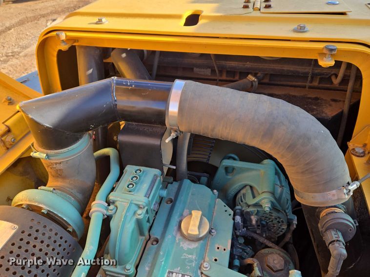 image for item ET5375 2005 Volvo EC210B LC excavator