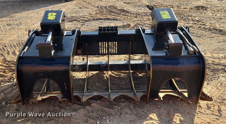 image for item ET5376 Caterpillar 296-9300 Rake with clamp skid steer grapple bucket