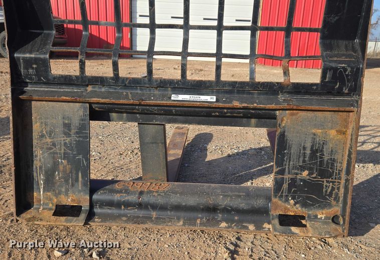 image for item ET5378 Caterpillar skid steer forks