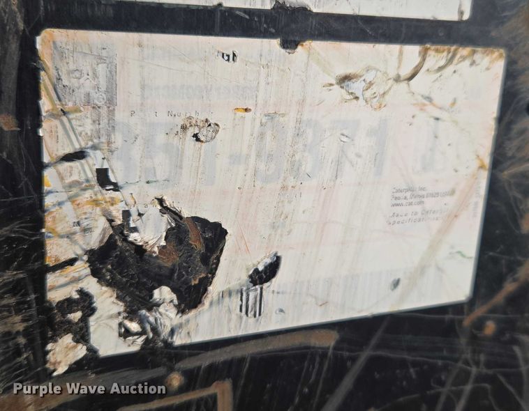 image for item ET5378 Caterpillar skid steer forks