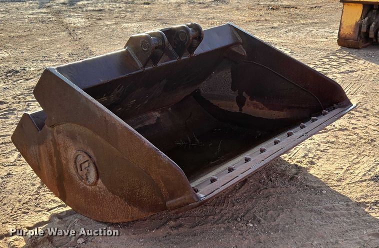 image for item ET5379 CF Bucket excavator bucket
