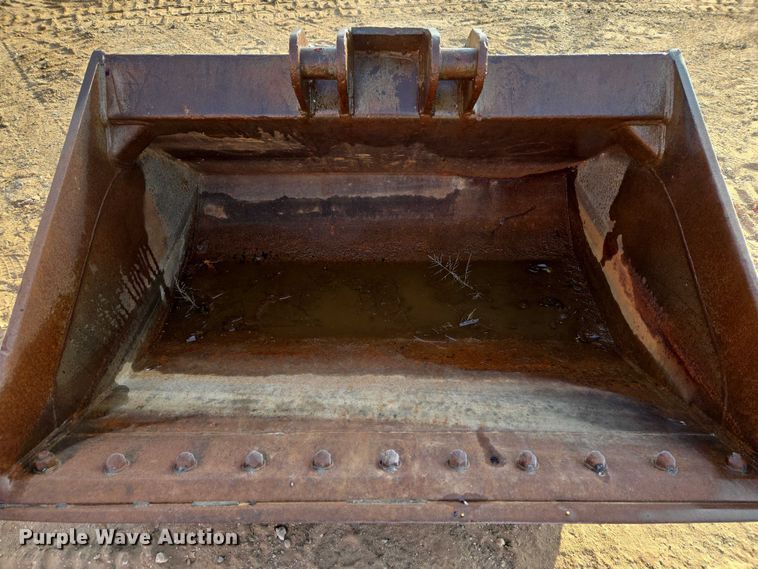 image for item ET5379 CF Bucket excavator bucket