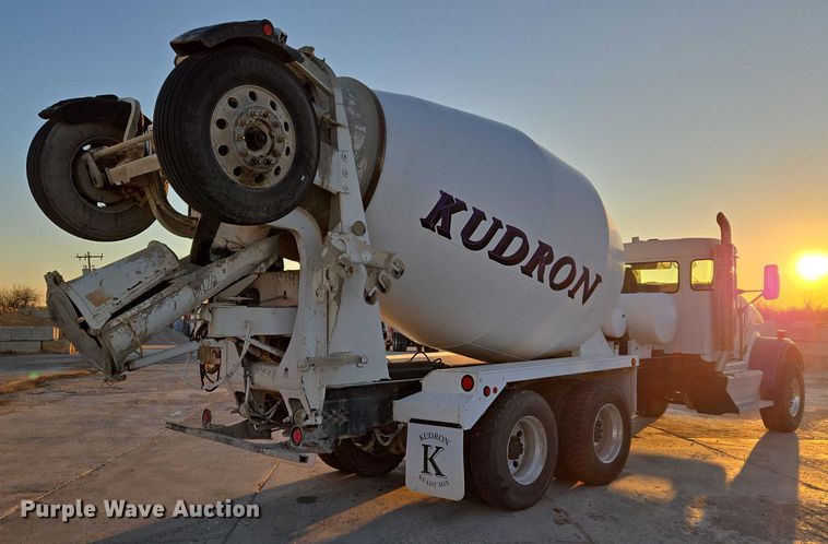 image for item ET5384 2014 Kenworth W900 ready mix truck