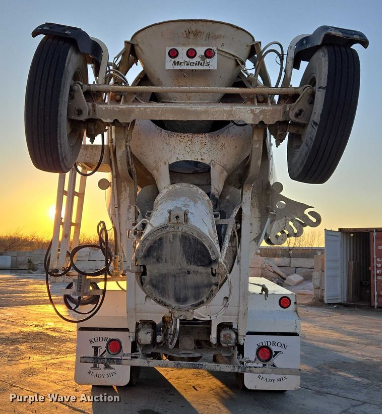 image for item ET5384 2014 Kenworth W900 ready mix truck