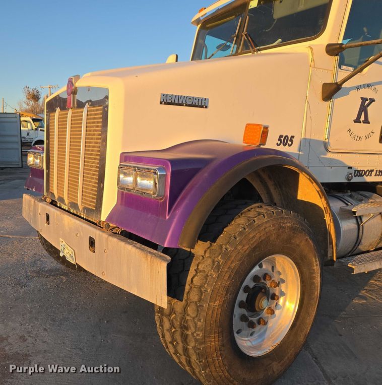 image for item ET5384 2014 Kenworth W900 ready mix truck