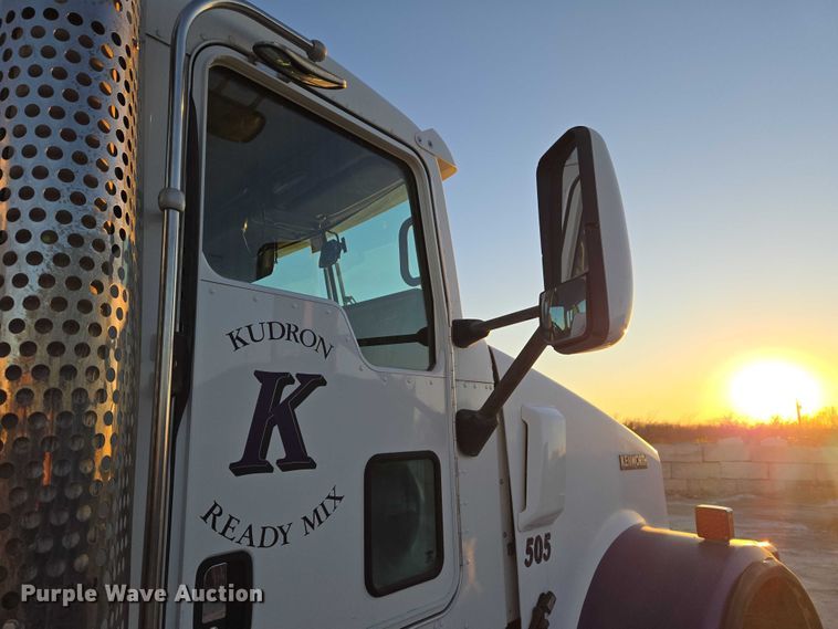 image for item ET5384 2014 Kenworth W900 ready mix truck