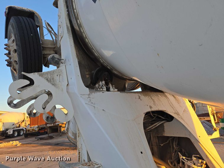 image for item ET5384 2014 Kenworth W900 ready mix truck