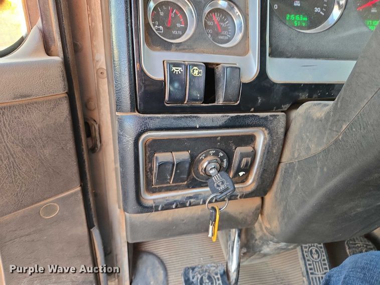 image for item ET5384 2014 Kenworth W900 ready mix truck