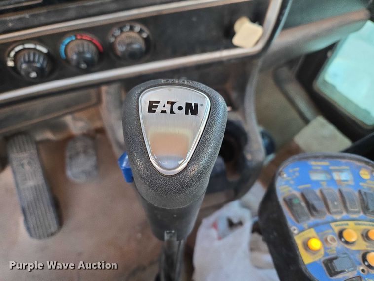 image for item ET5384 2014 Kenworth W900 ready mix truck