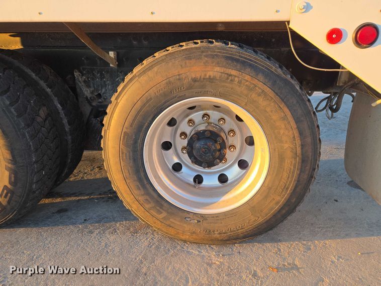 image for item ET5384 2014 Kenworth W900 ready mix truck