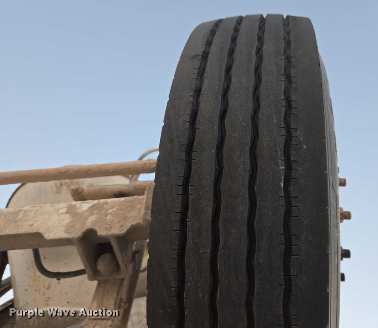 image for item ET5384 2014 Kenworth W900 ready mix truck