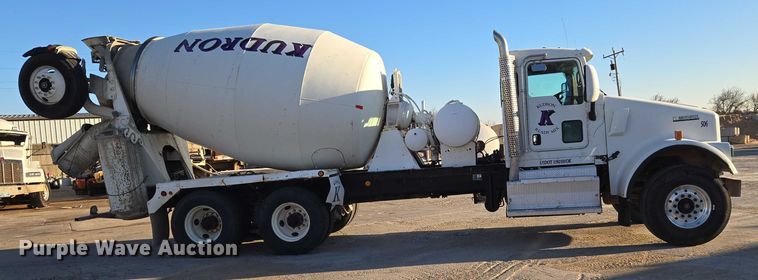 image for item ET5385 2015 Kenworth W900 ready mix truck