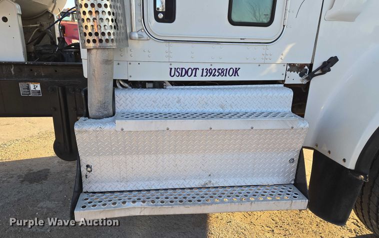 image for item ET5385 2015 Kenworth W900 ready mix truck