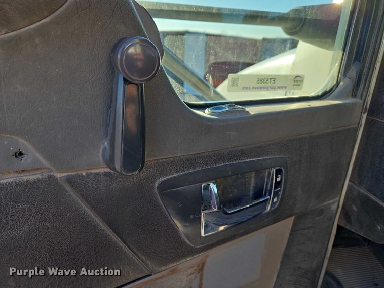 image for item ET5385 2015 Kenworth W900 ready mix truck