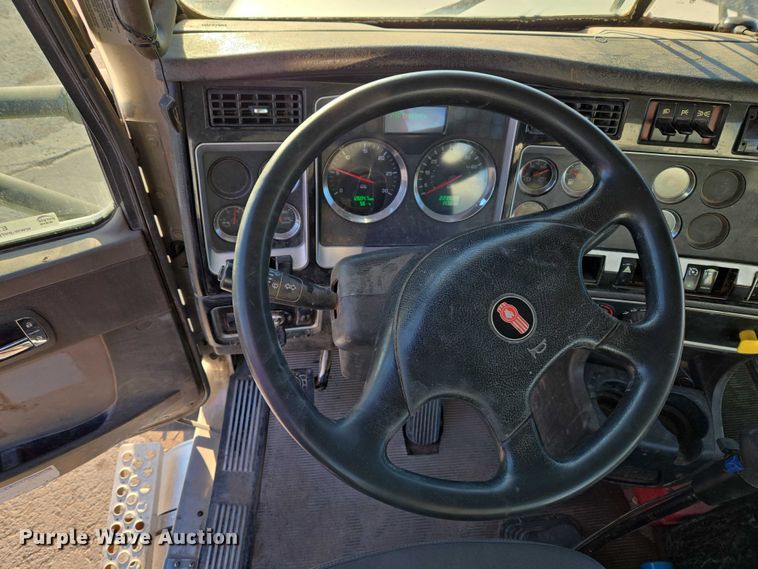 image for item ET5385 2015 Kenworth W900 ready mix truck