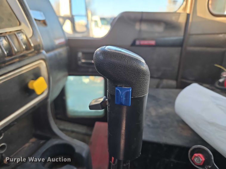 image for item ET5385 2015 Kenworth W900 ready mix truck