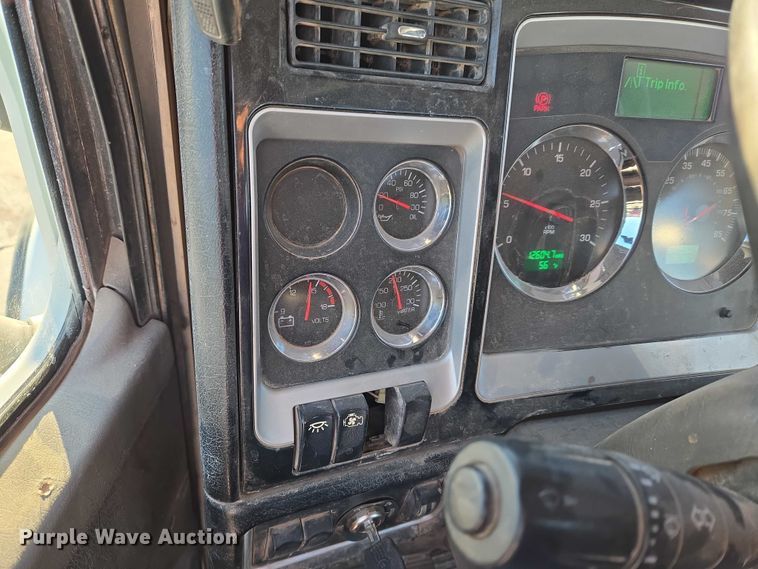 image for item ET5385 2015 Kenworth W900 ready mix truck