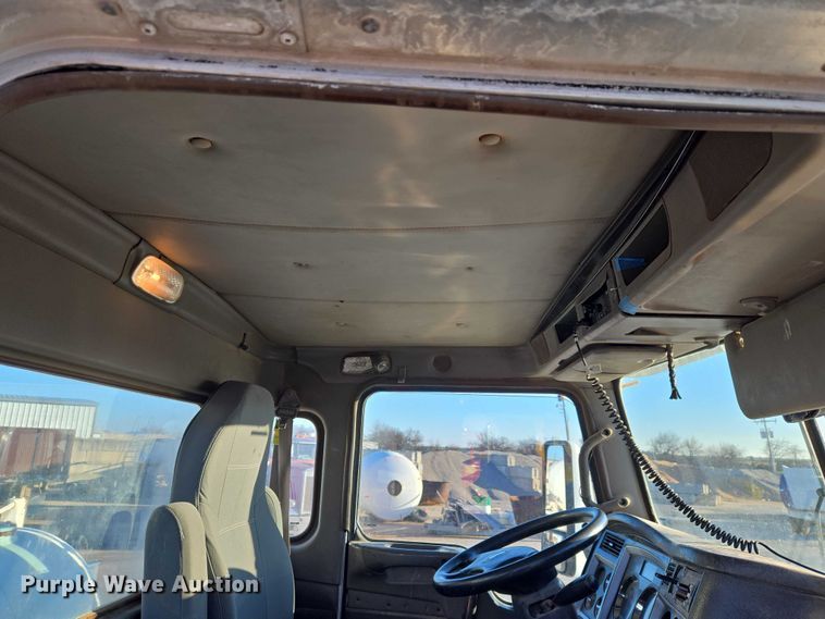 image for item ET5385 2015 Kenworth W900 ready mix truck