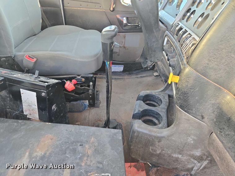 image for item ET5385 2015 Kenworth W900 ready mix truck