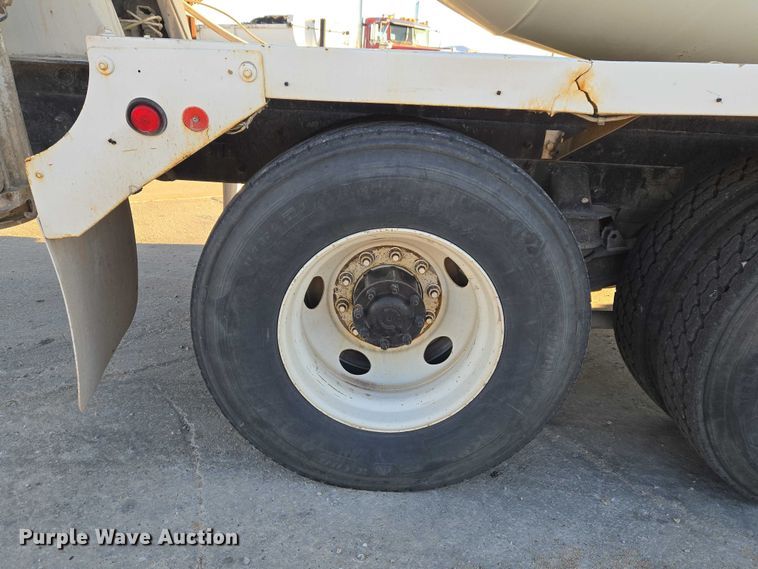 image for item ET5385 2015 Kenworth W900 ready mix truck