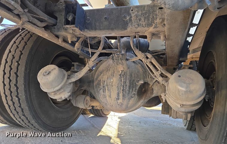 image for item ET5385 2015 Kenworth W900 ready mix truck