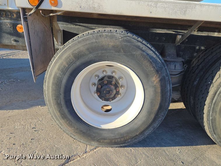 image for item ET5385 2015 Kenworth W900 ready mix truck