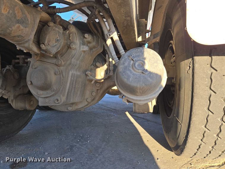 image for item ET5385 2015 Kenworth W900 ready mix truck