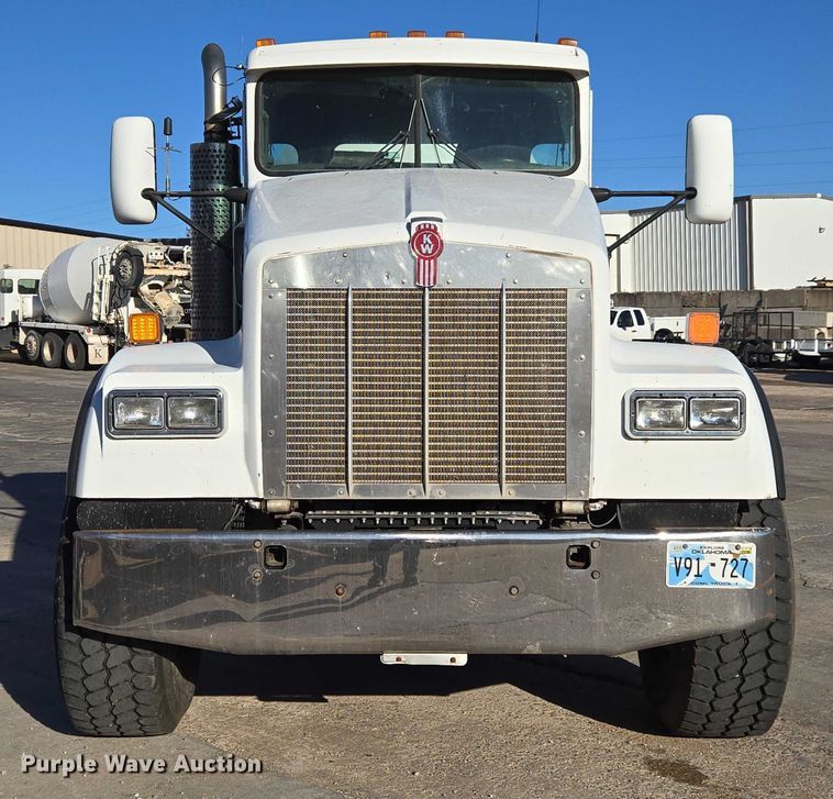 image for item ET5386 2006 Kenworth W900 ready mix truck