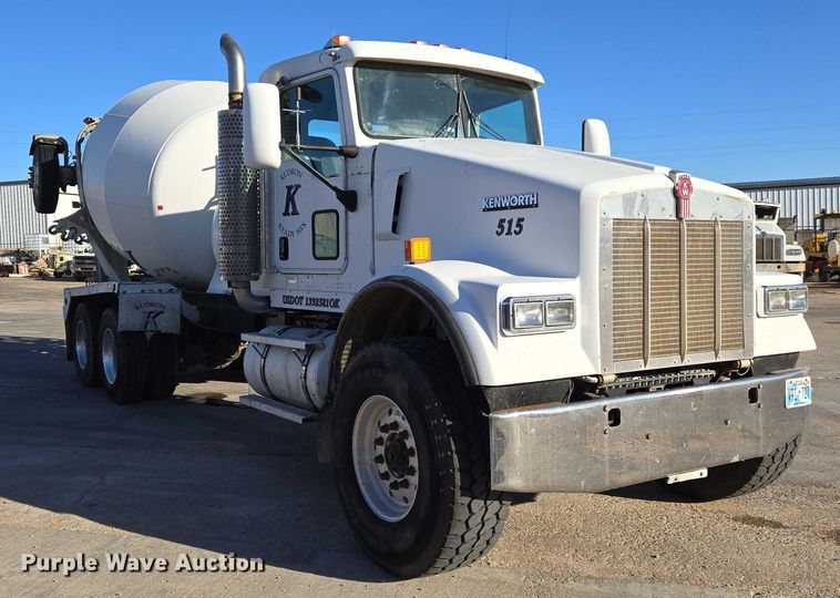 image for item ET5386 2006 Kenworth W900 ready mix truck