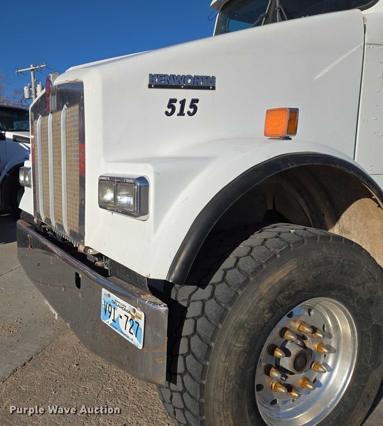 image for item ET5386 2006 Kenworth W900 ready mix truck