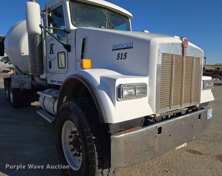 image for item ET5386 2006 Kenworth W900 ready mix truck