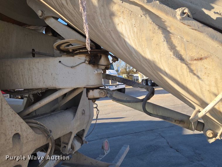 image for item ET5386 2006 Kenworth W900 ready mix truck