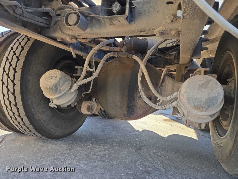 image for item ET5386 2006 Kenworth W900 ready mix truck