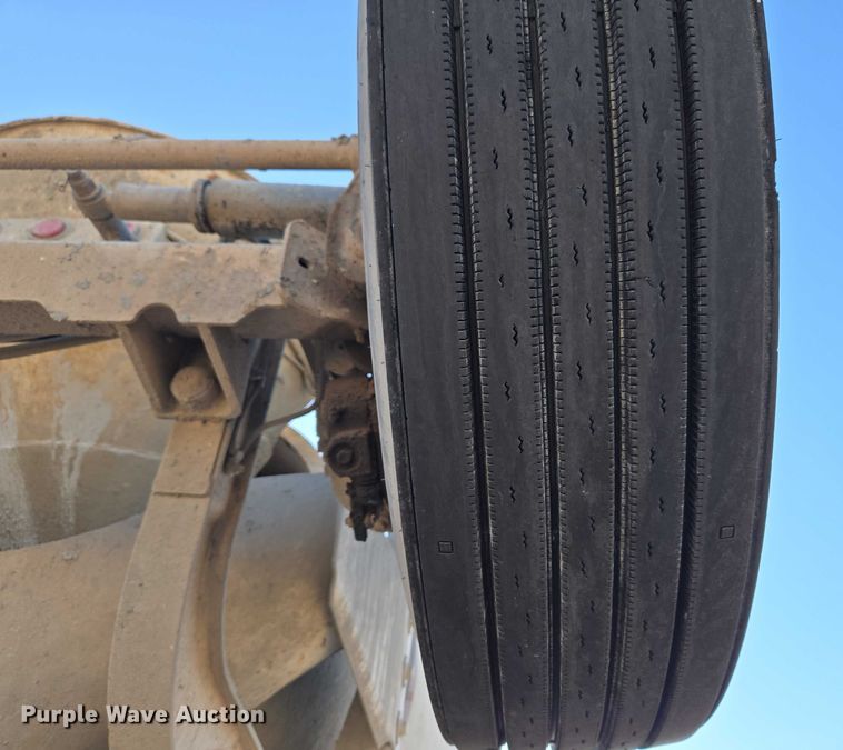 image for item ET5386 2006 Kenworth W900 ready mix truck