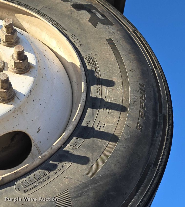 image for item ET5386 2006 Kenworth W900 ready mix truck