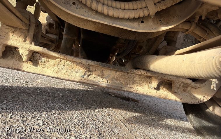 image for item ET5388 2012 International 7400 water truck