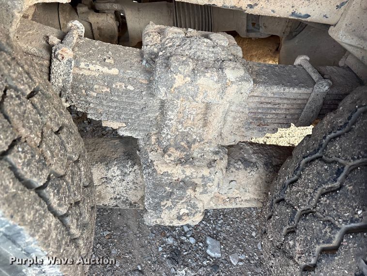 image for item ET5388 2012 International 7400 water truck