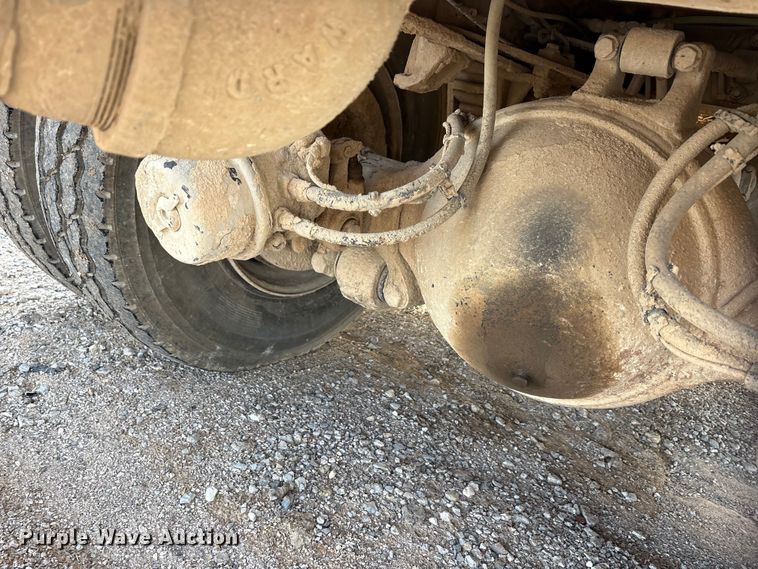 image for item ET5388 2012 International 7400 water truck