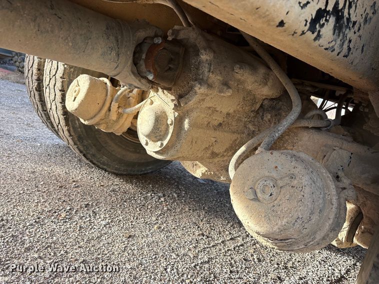 image for item ET5388 2012 International 7400 water truck