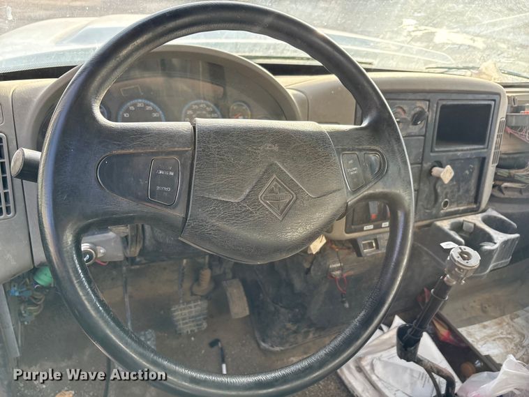 image for item ET5388 2012 International 7400 water truck