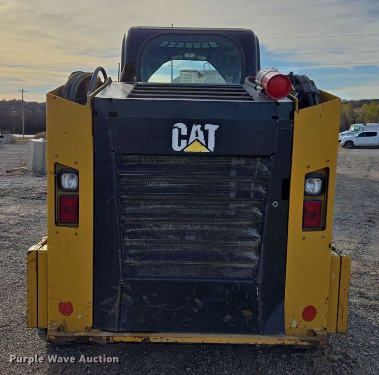 image for item ET5393 2015 Caterpillar 246D skid steer loader