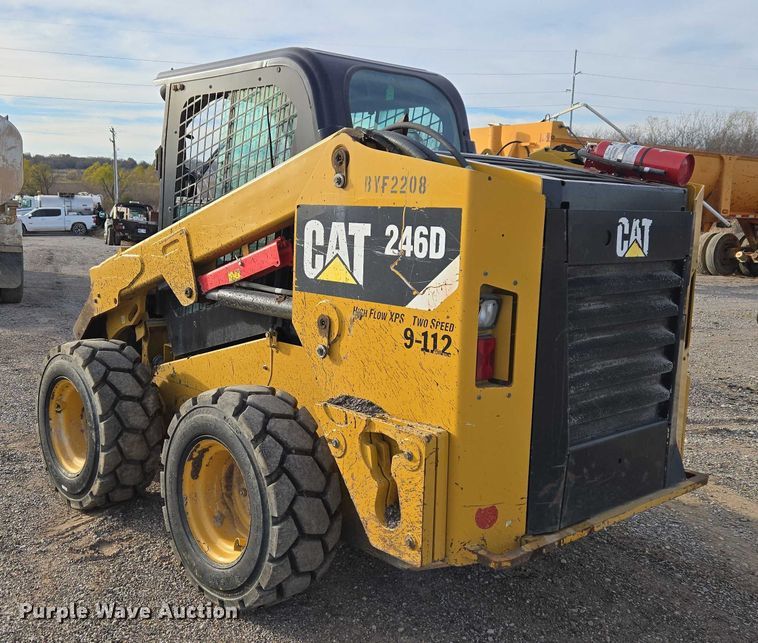image for item ET5393 2015 Caterpillar 246D skid steer loader