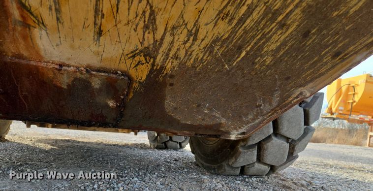 image for item ET5393 2015 Caterpillar 246D skid steer loader