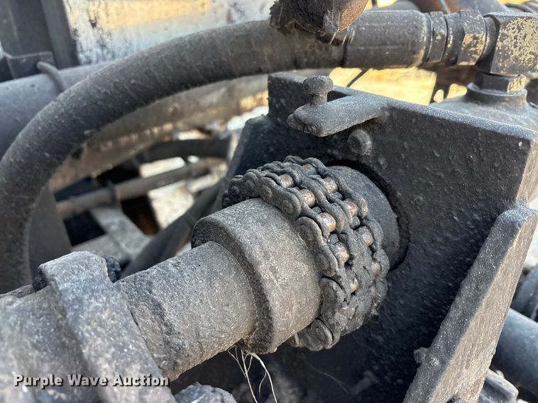 image for item ET5406 Freight liner Fl70 oil distributor truck