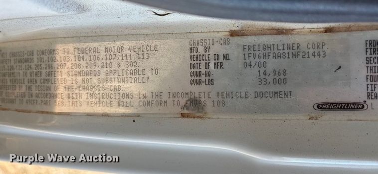 image for item ET5406 Freight liner Fl70 oil distributor truck