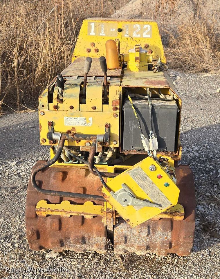 image for item ET5409 1998 Ranmax 1404-R trench compactor