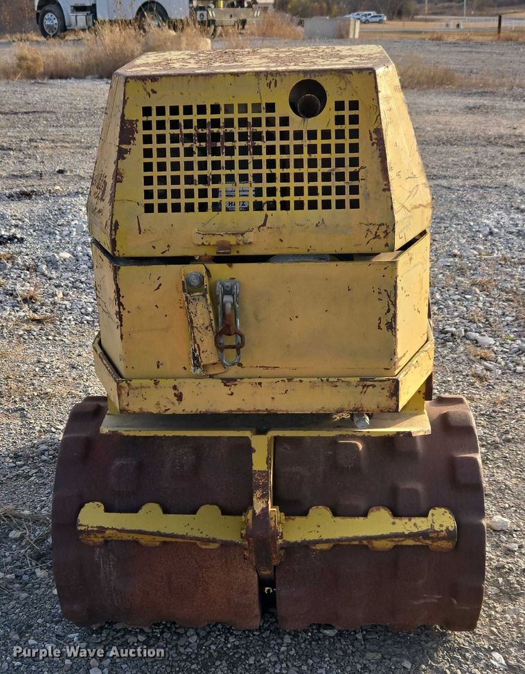 image for item ET5409 1998 Ranmax 1404-R trench compactor