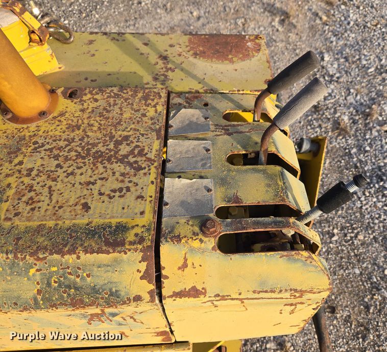 image for item ET5409 1998 Ranmax 1404-R trench compactor