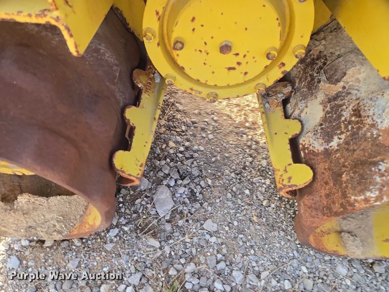 image for item ET5409 1998 Ranmax 1404-R trench compactor